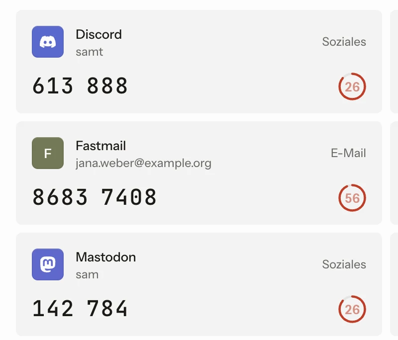 Die Seite Einmalcodes in Keeto: Karten mit Dienst, Konto, Gruppe, dem aktuellen Code und dem Countdown.