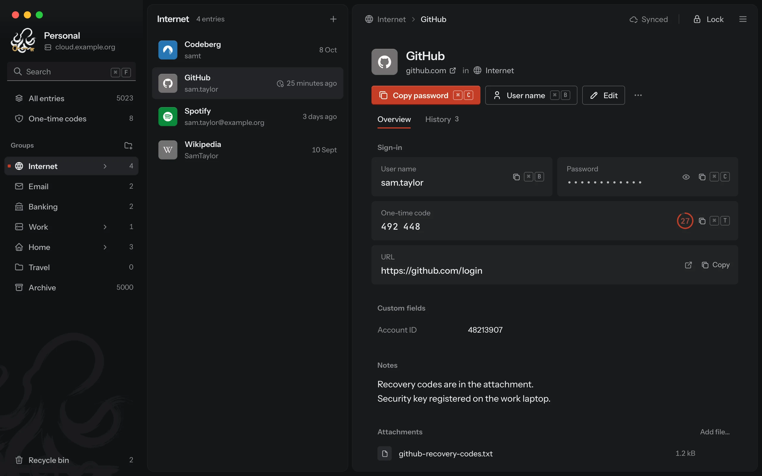 Keeto with the group Internet: the groups on the left, the entries in the middle, and on the right the entry GitHub with username, password, one-time code and URL.